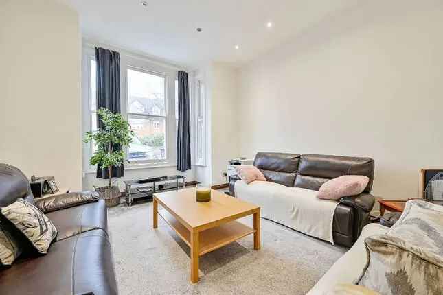 5 Bedroom Terraced House for Sale West Ealing London