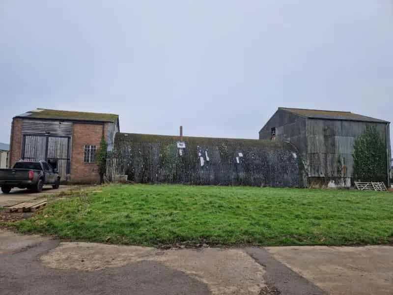 940 Sqft Warehouse Workshop to Let - Secure Rural Site