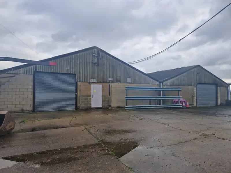 9200 sq ft Warehouse to Let Near Woodbridge A12 Access