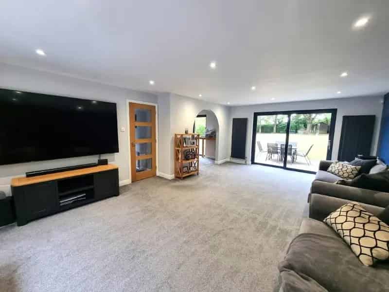 Four Bedroom Family Home Freehold Ipswich