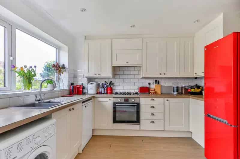 4 Bedroom Detached House For Sale Lytchett Matravers