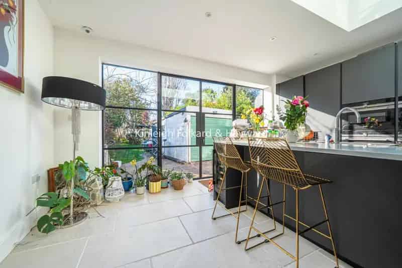 House For Sale , London, England