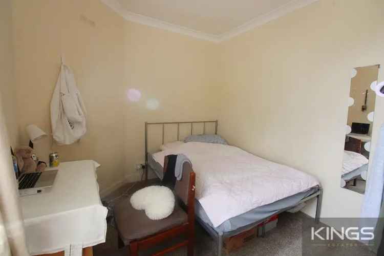 4 bedroom flat to rent