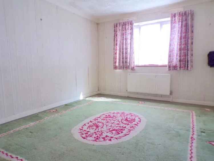 3 Bedroom Detached Bungalow for Sale Near Throop Village