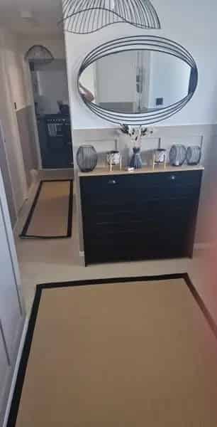 2 Bedroom Unit Near Town with Ramp Access and Lifts