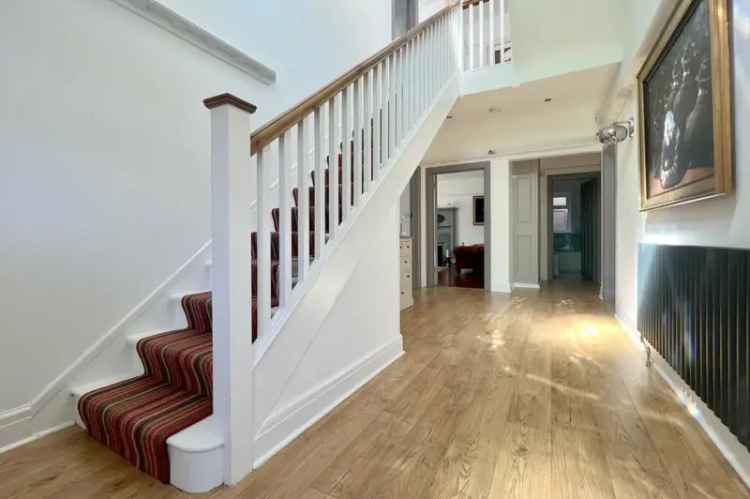 6 Bedroom Detached House for Sale in Queens Park Bournemouth