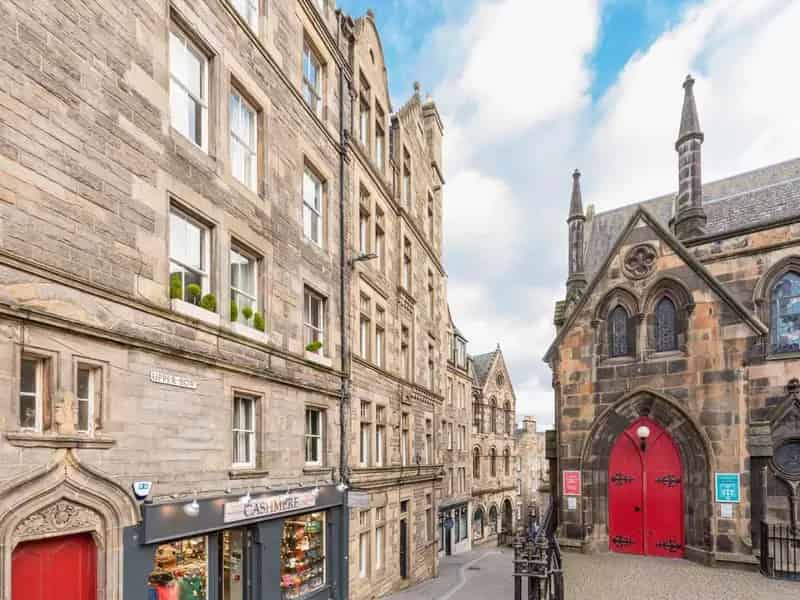 1 Bedroom Flat for Sale in Scotland