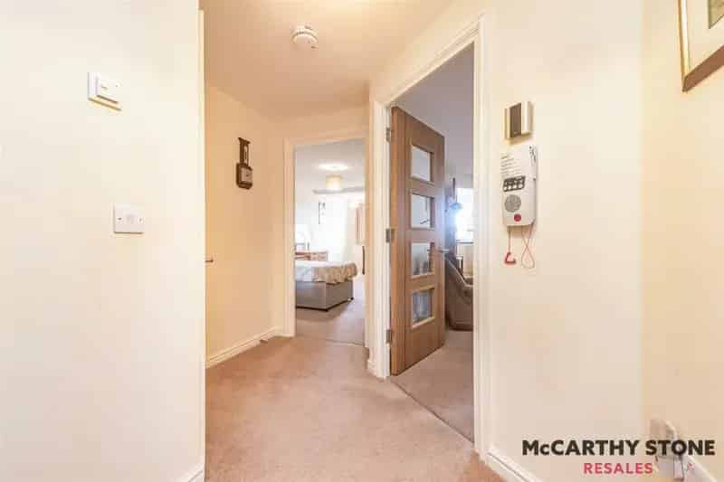 1 Bedroom Retirement Apartment for Sale
