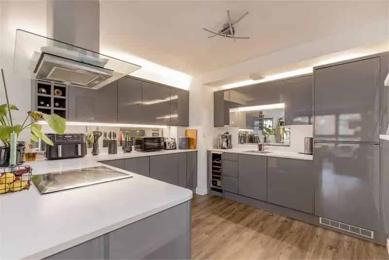 1 Bed Flat Ground Floor Edinburgh Quay Allocated Parking