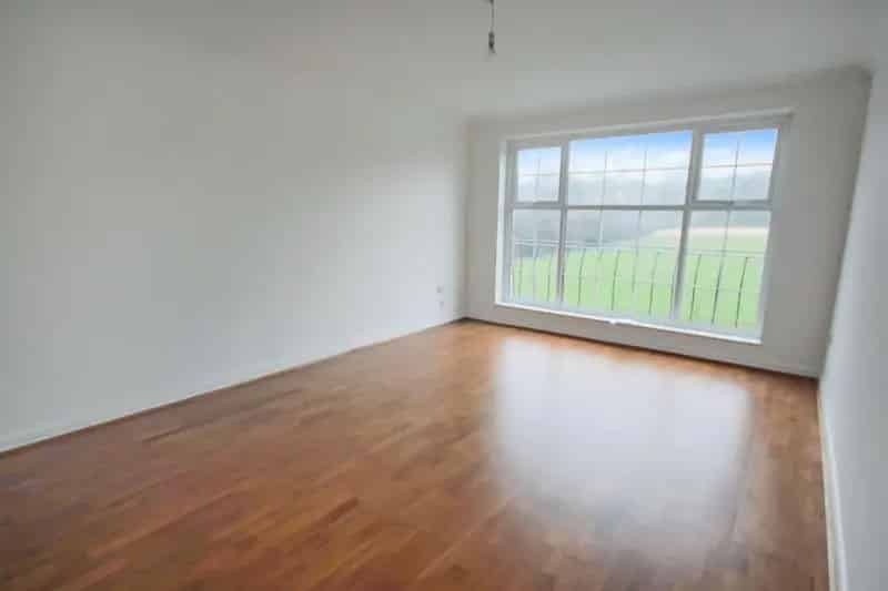 2 Bedroom Flat Withdean Park View