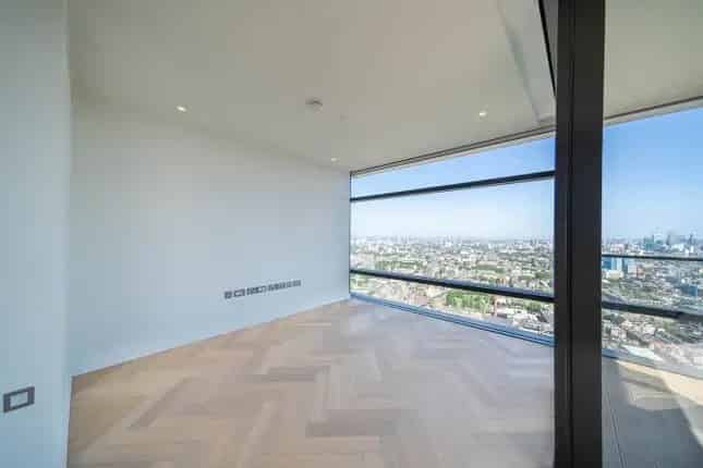 2-Bedroom Apartment for Sale in London EC2A