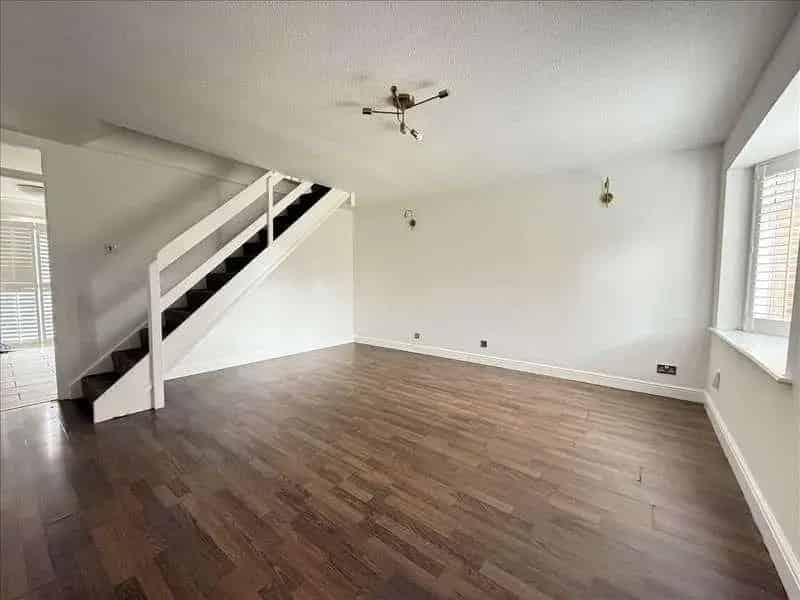 3 Bed House for Sale - Secluded Gem