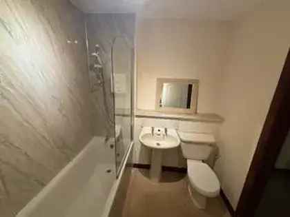 2 Bedroom 74m² Furnished Flat Aberdeen