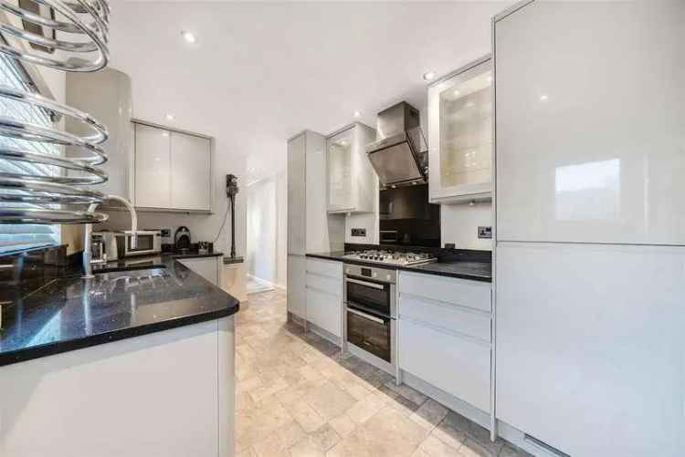 3 Bed House for Sale Gosport - Family Home with Double Garage