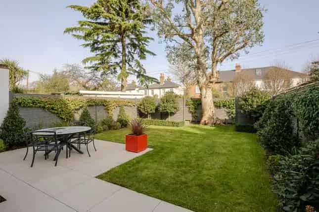 5 Bedroom Terraced House for Sale in London SW19