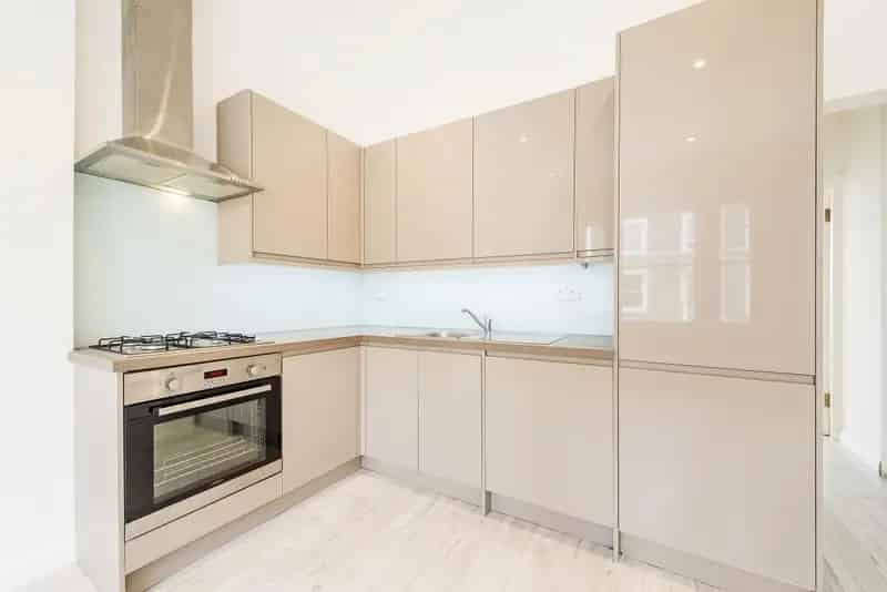 2-Bedroom Apartment near Notting Hill Gate Station