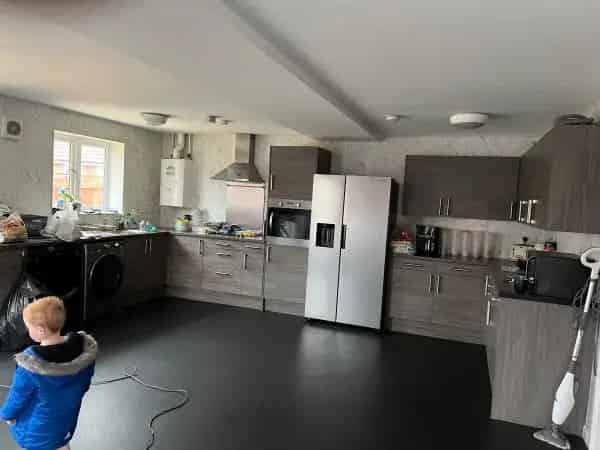Large Accessible Semi-Detached House 3 4 or 5 Beds Wheelchair Friendly