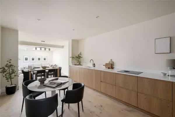Chelsea Townhouse 3 Bed Refurbished Modern Elegant