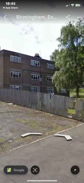 Flat For Rent in Birmingham, England