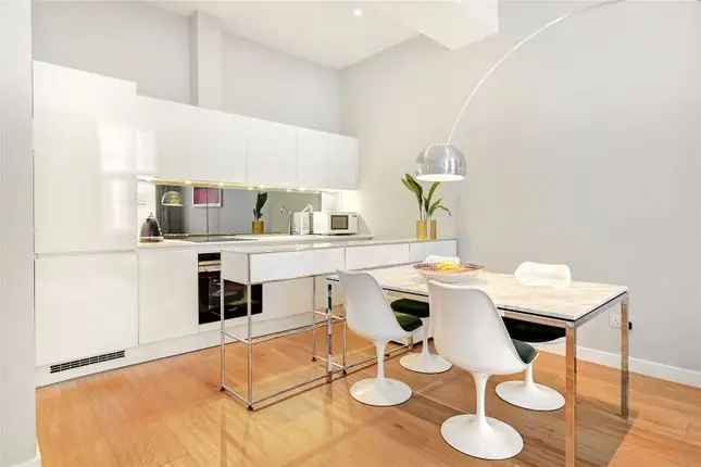 Luxury 2-Bedroom Apartment in Fitzrovia W1T