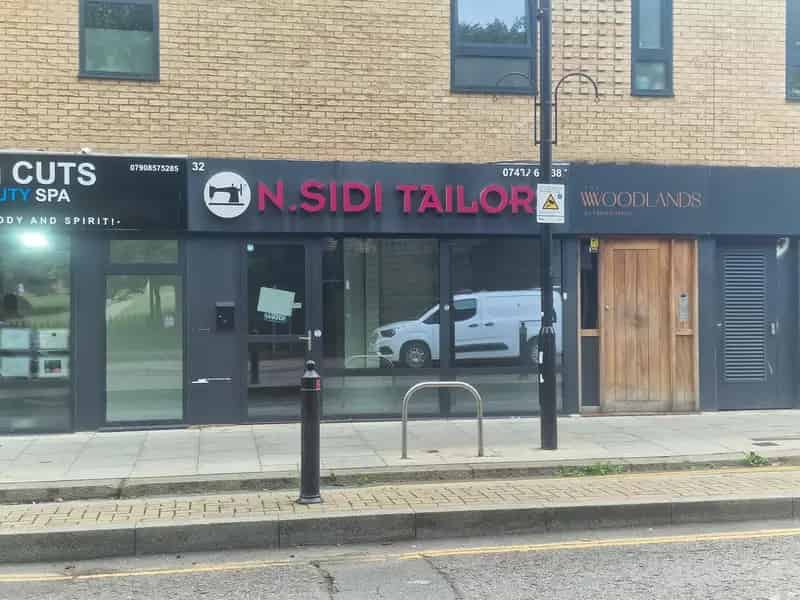 Retail Office Unit Near Acton Town Station