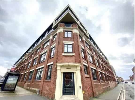 2 Bedroom Flat to Rent