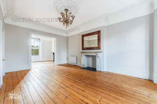 5 Bedroom Victorian House For Sale in Ealing W5