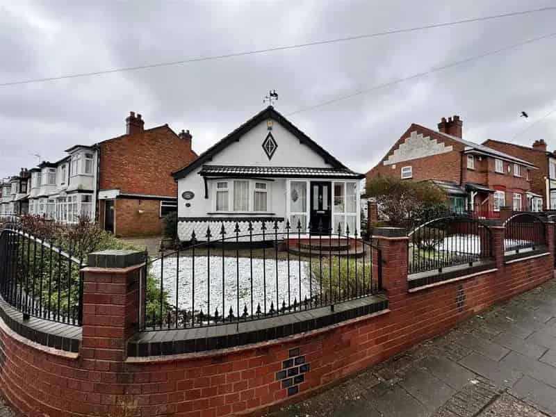 2 Bedroom Bungalow for Sale
