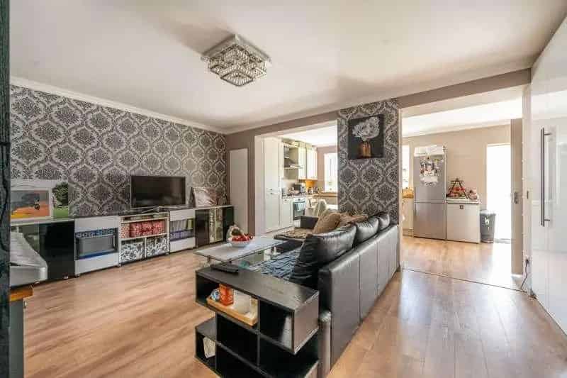 3 Bed House for Sale Near East Ham Station
