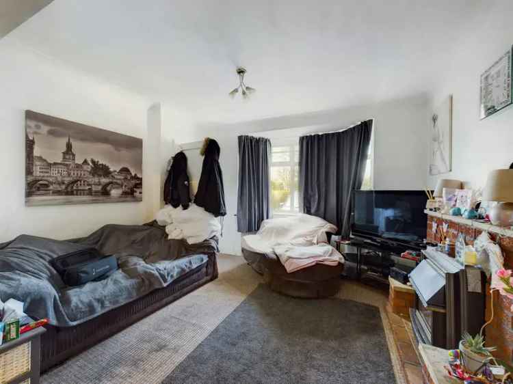 House For Sale in Reading, England