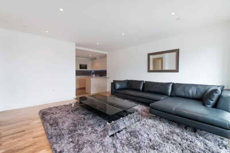 2 Bedroom Flat To Rent Available 07102025
