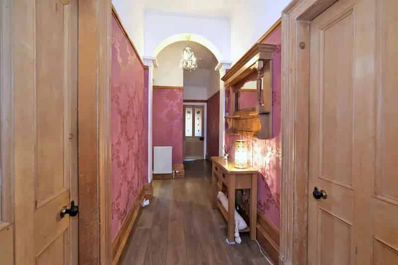 2 Bed Flat Ferryhill Aberdeen Modern Spacious Original Features