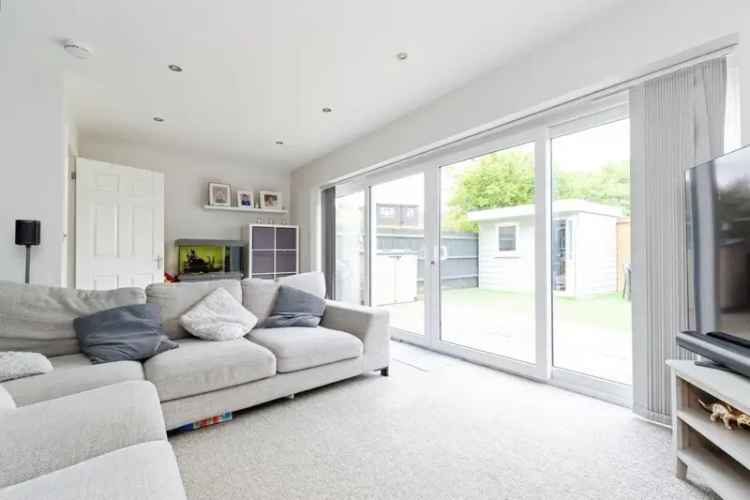 Bright Spacious Four Bedroom Detached Family Home Hertford