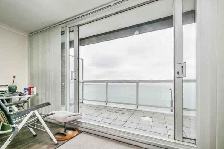 Harwich Sea View Apartment Two Bedrooms Parking