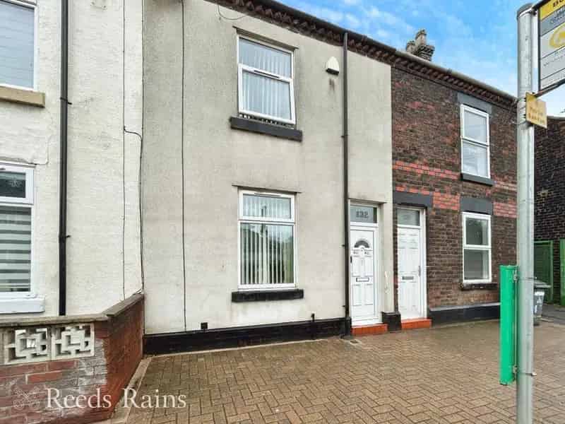 2 bedroom Mid Terrace House for sale, Widnes, Cheshire, WA8