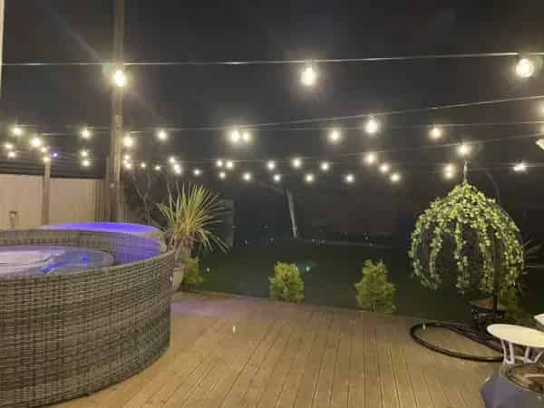 Large Demi Detached House 3 Beds Conservatory Driveway Garden Solar Panels