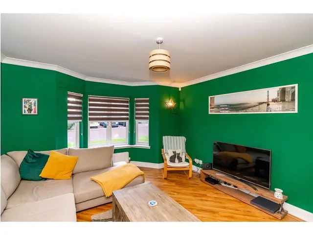 4 Bedroom Detached House for Sale in Port Seton