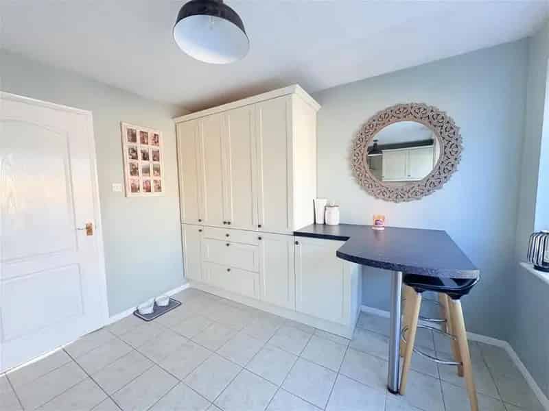 3 Bed Detached House for Sale