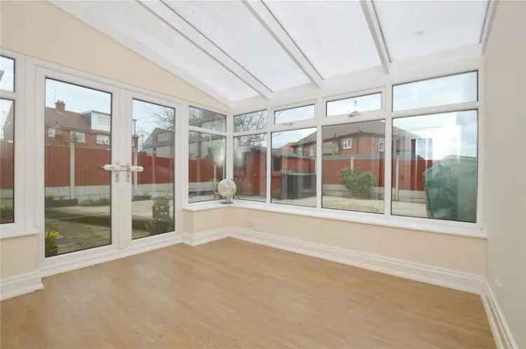 House For Sale in Leeds, England