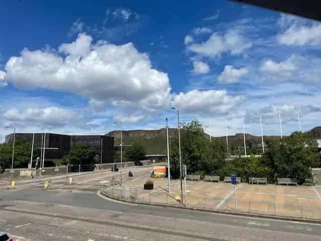 2 Bedroom Flat to Rent Edinburgh - Professionals & Students