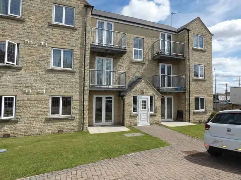 2 Bedroom Apartment to Rent Drighlington
