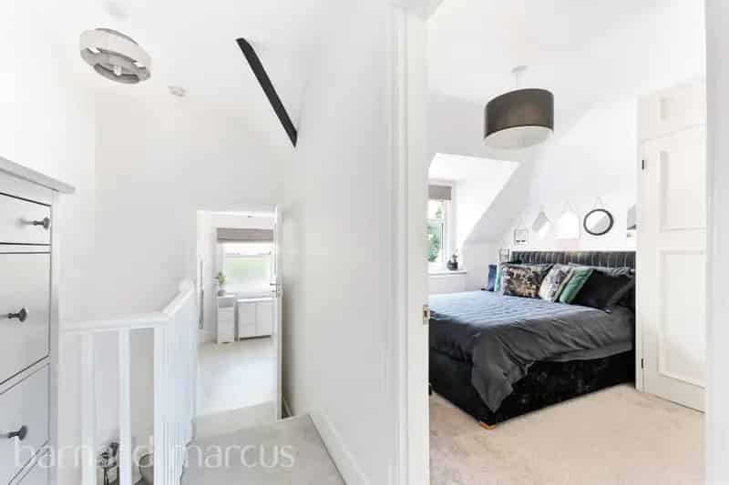 Spacious Period Cottage with Home Office near Tadworth Village