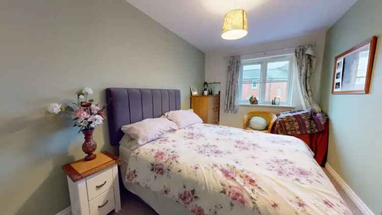 3 Bedroom House For Sale in Oakley Cheltenham