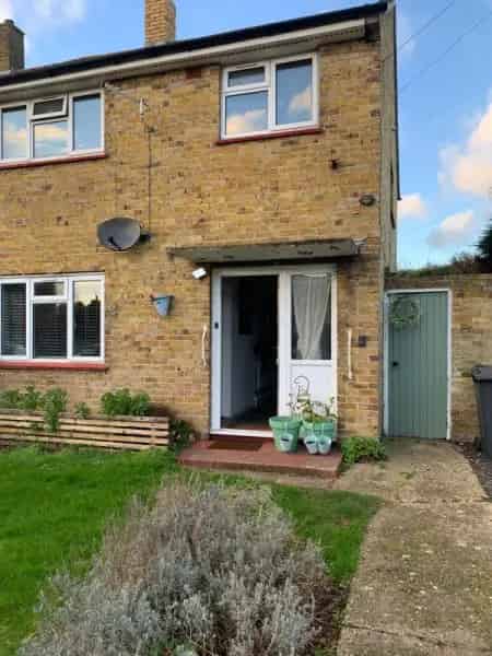 Semi Detached House Kent Downs Area New Kitchen and Carpets