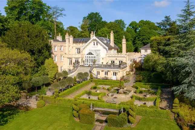 Highwood Lodge Estate: Manor House, Cottages, Equestrian Facilities