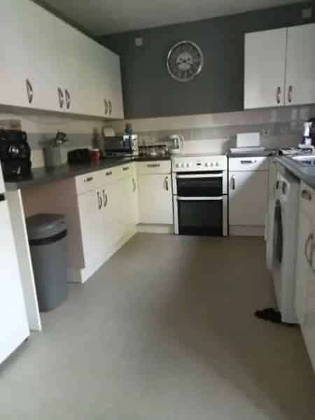 New Kitchen and Downstairs Toilet