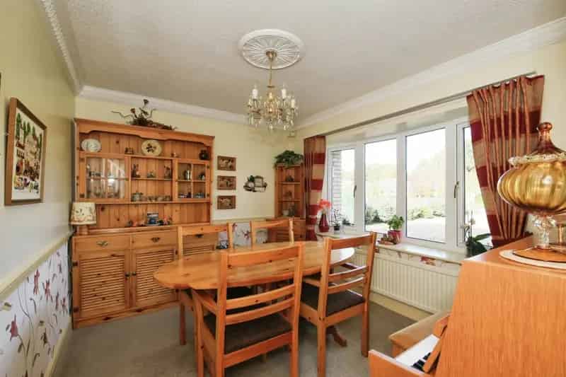 Four Bedroom Detached House in Spalding