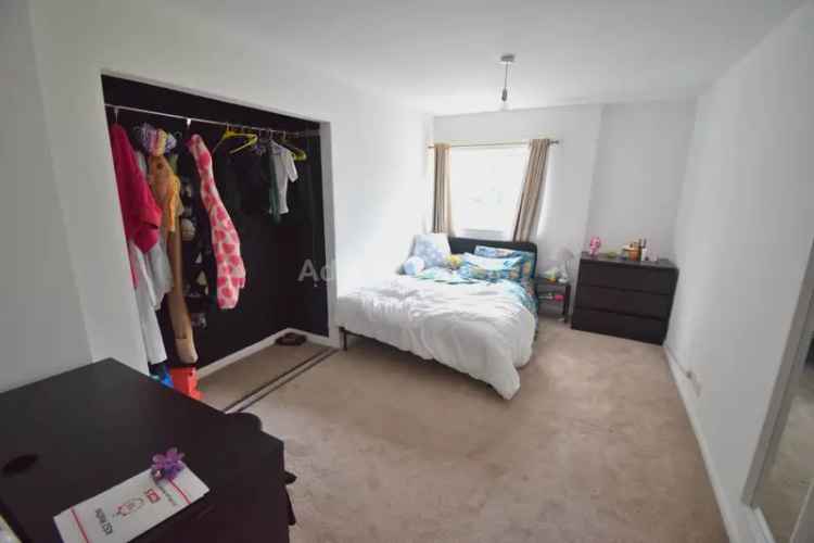 1 Bedroom House Share Student House to Rent Reading