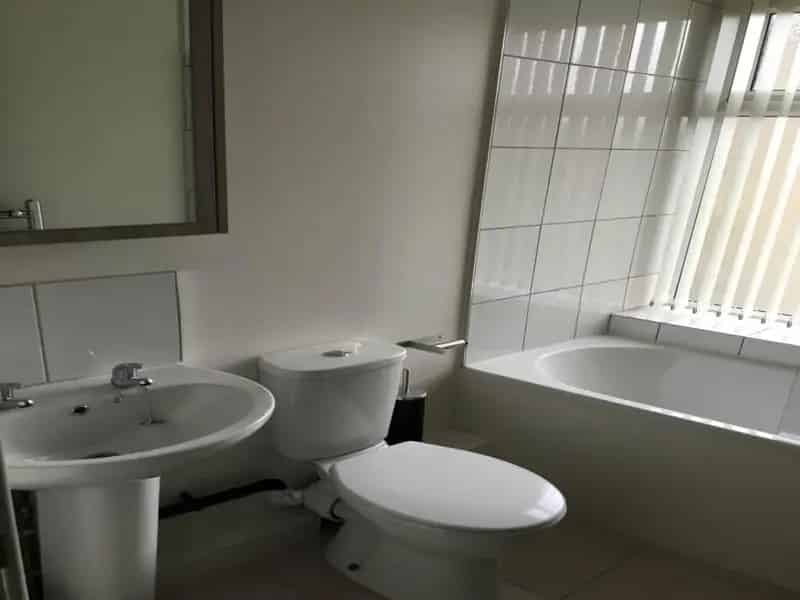 2 Bedroom Flat Near University