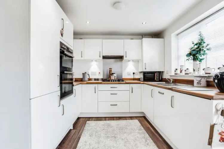 4 Bedroom Detached House for Sale Normanton West Yorkshire
